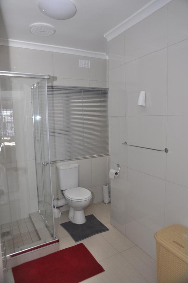 Surrey B&B Cape Town Bagian luar foto